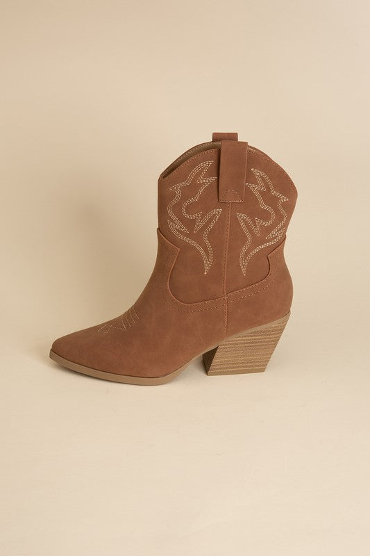 Blazing-S Western Boots - Arianna's Kloset